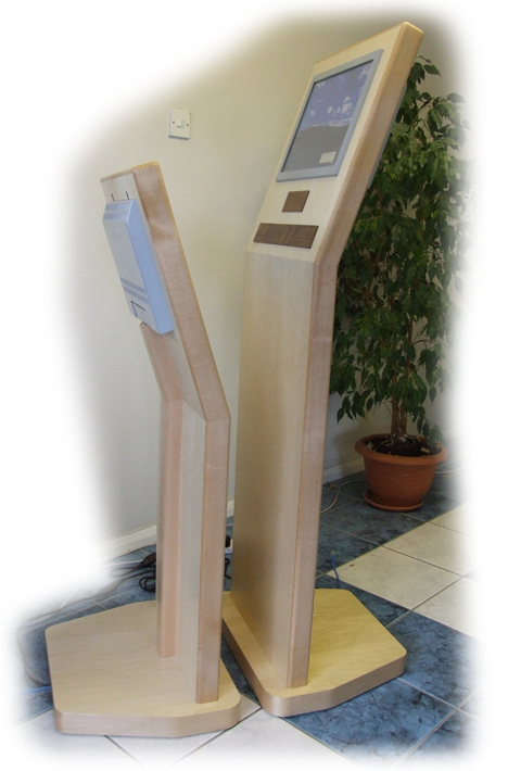 The Wooden Kiosk unit is designed for in environments where aesthetic appearance is paramount. With the wide range of wooden finishes, this traditionally designed unit would sit perfectly in the lobby of a five-star hotel.